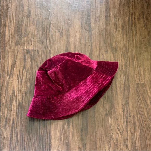 Anthropologie velvet bucket hat in pink